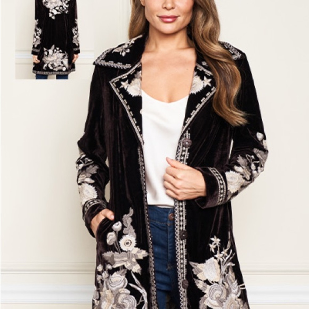 Chic Coffee Velvet Coat with White Embroidery